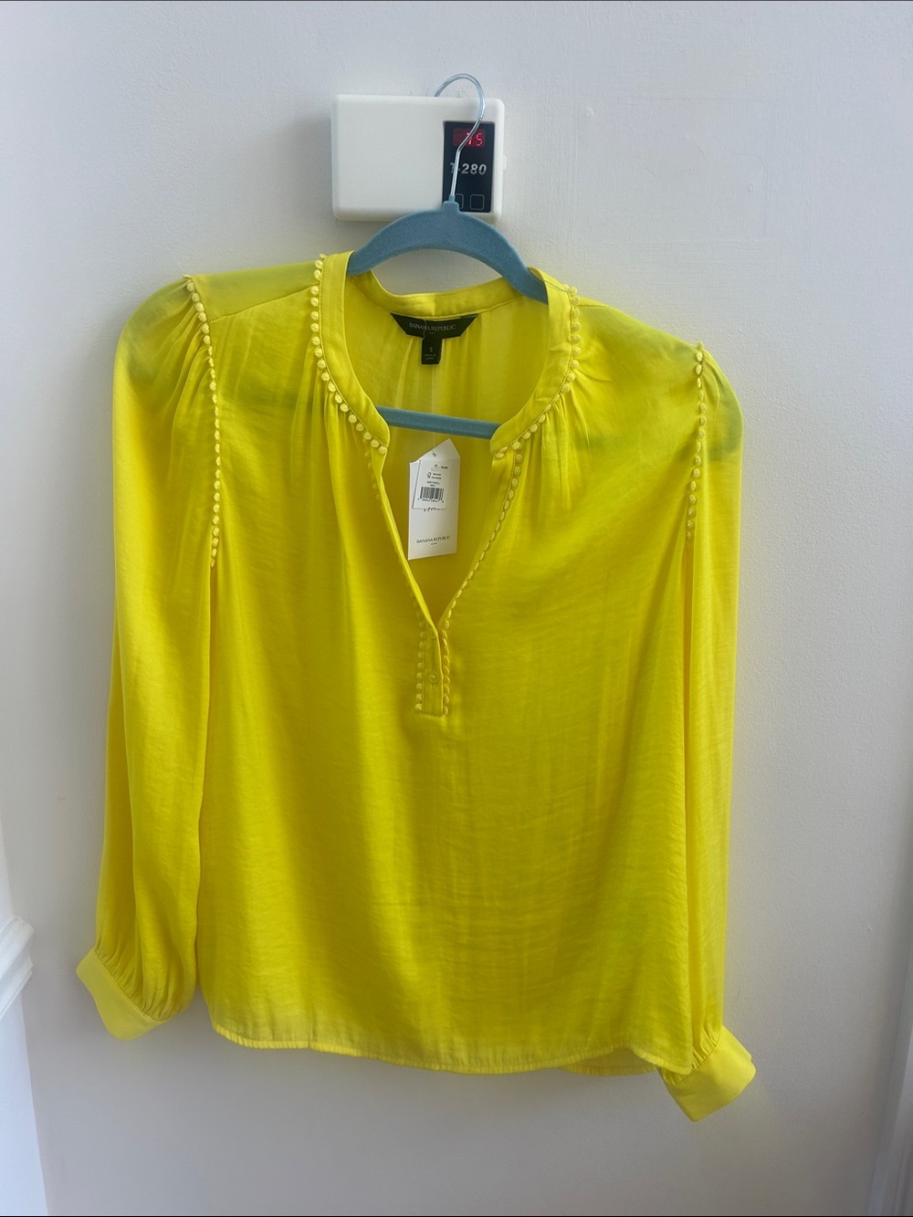 Banana Republic Bright Yellow Button-Trim Long Sleeve Blouse